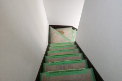 122